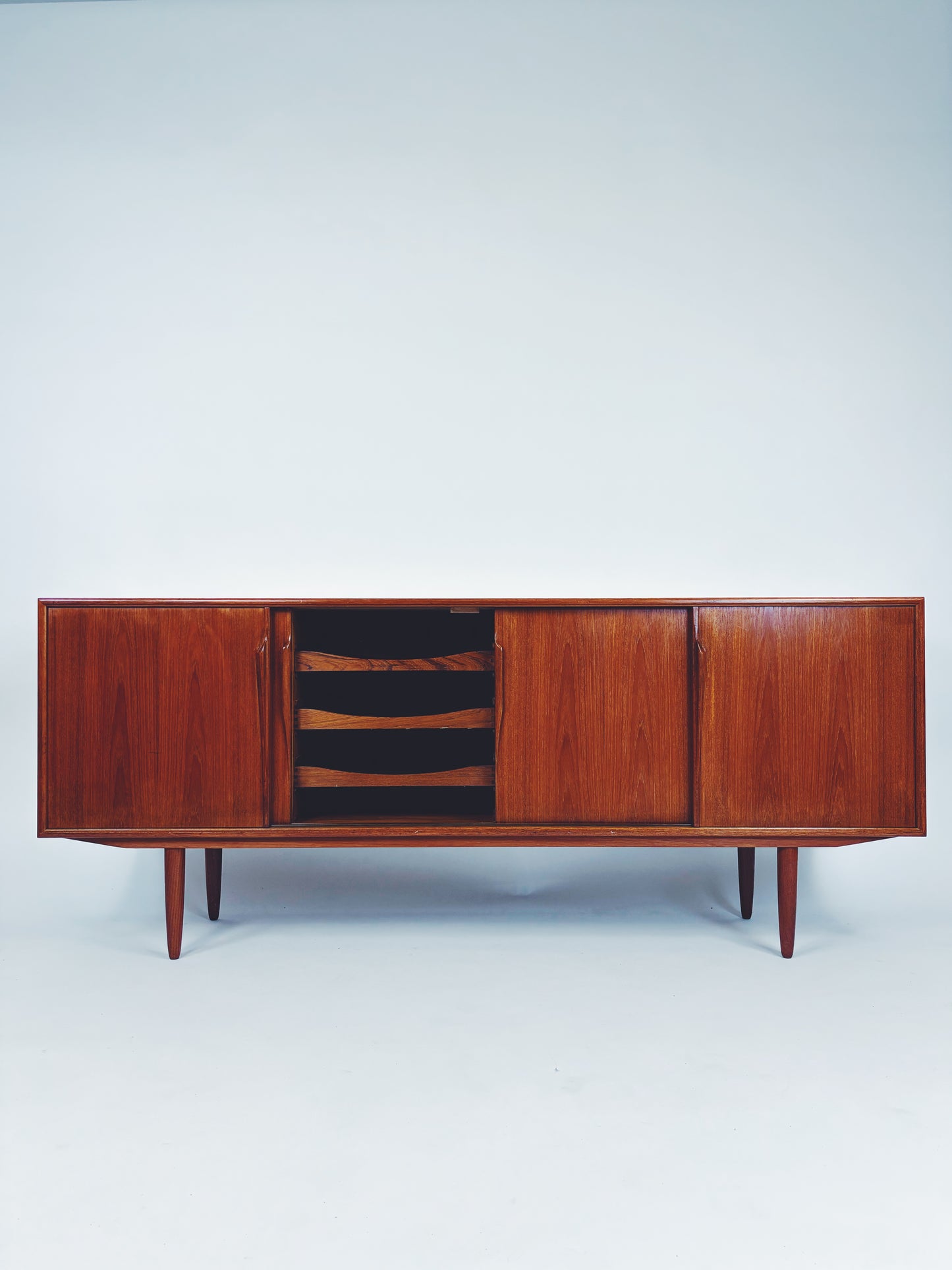 Sideboard Gunni Omann