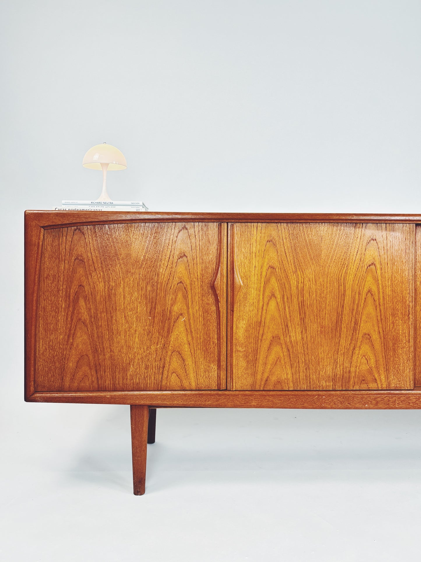 Sideboard RT-272
