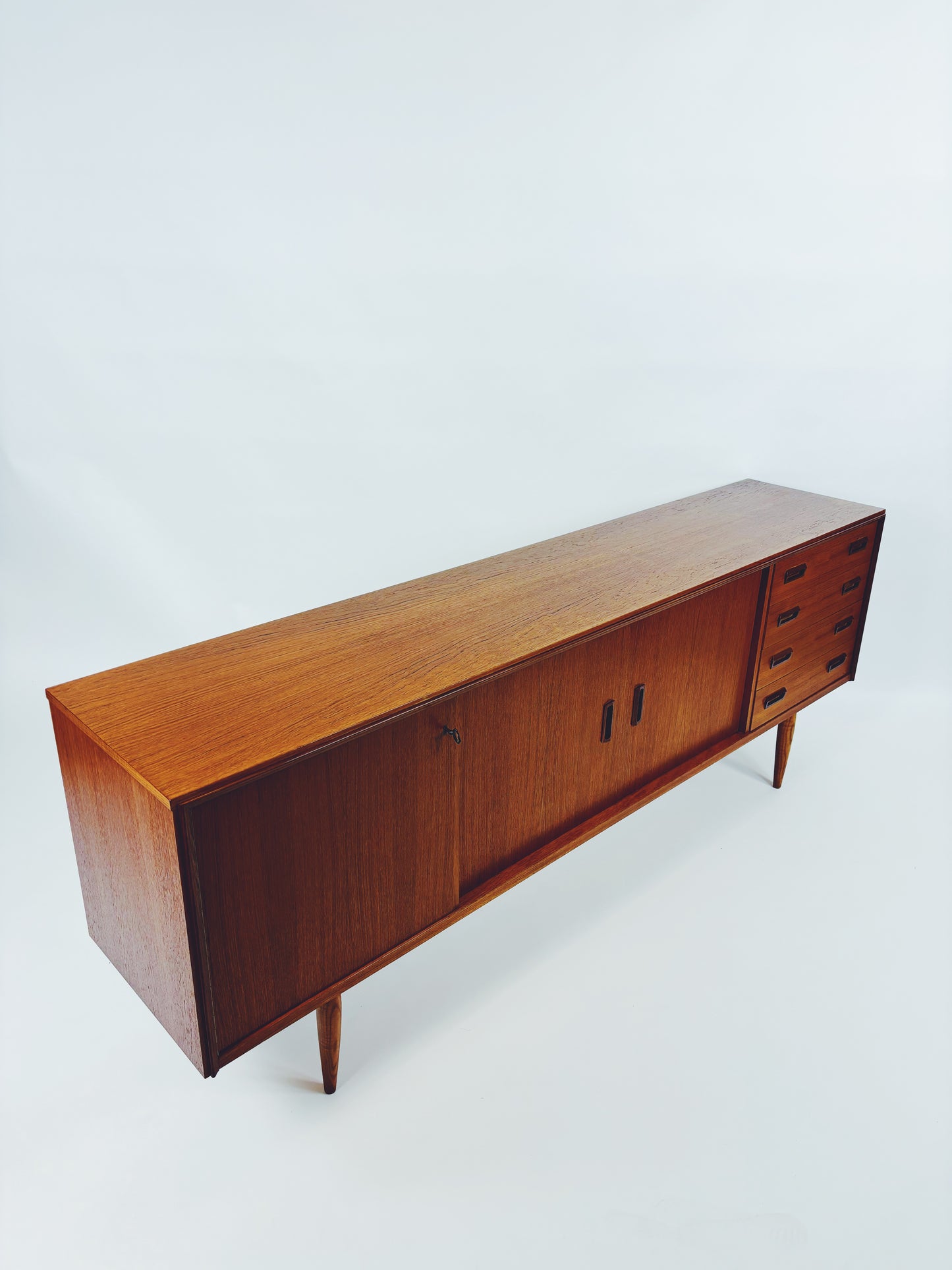 Sideboard IMHA