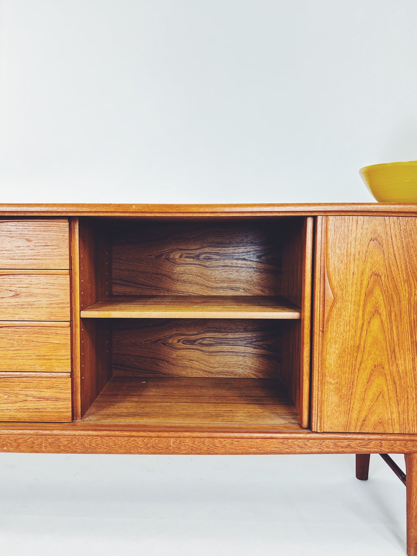Sideboard RT-272