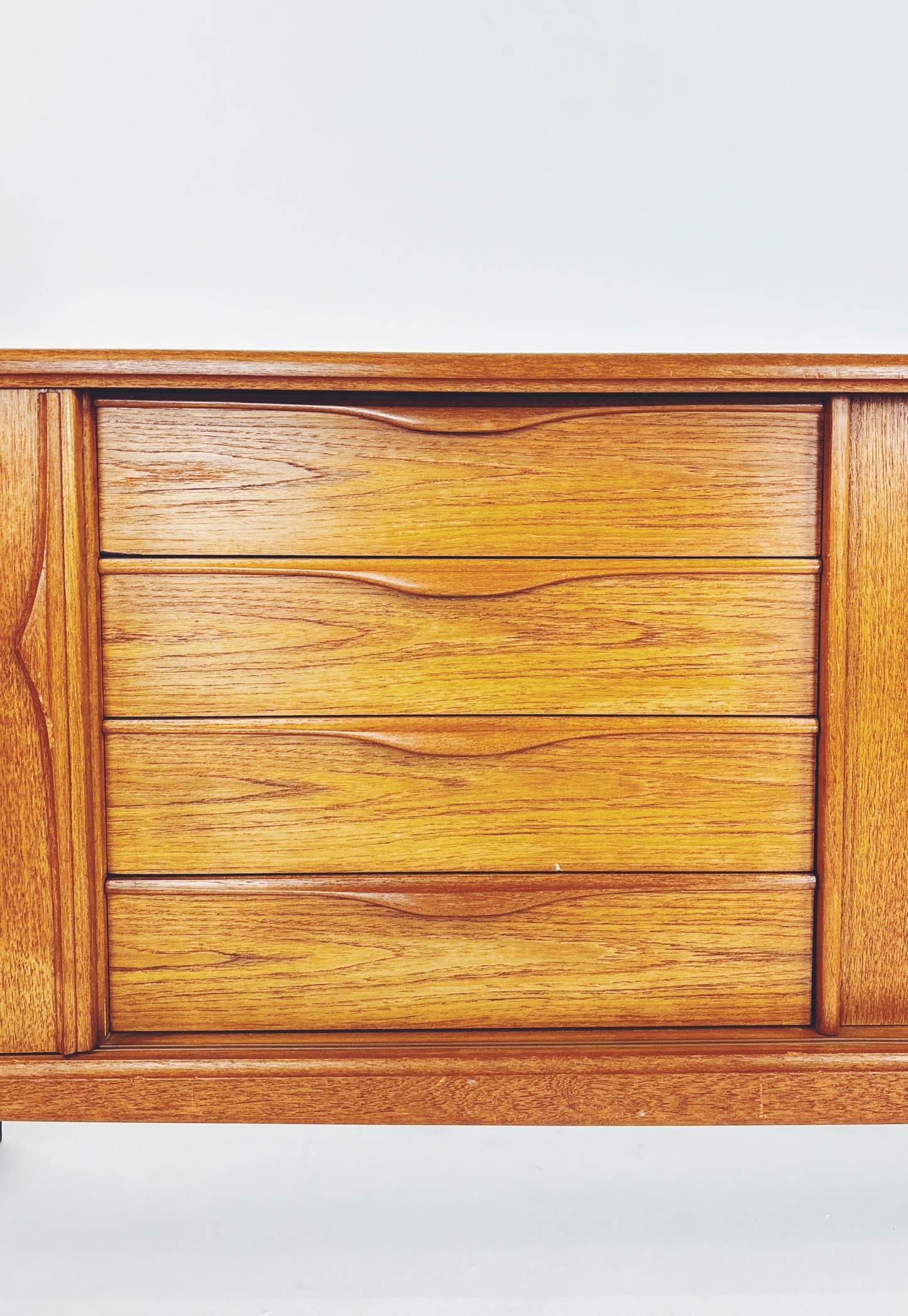 Sideboard RT-272