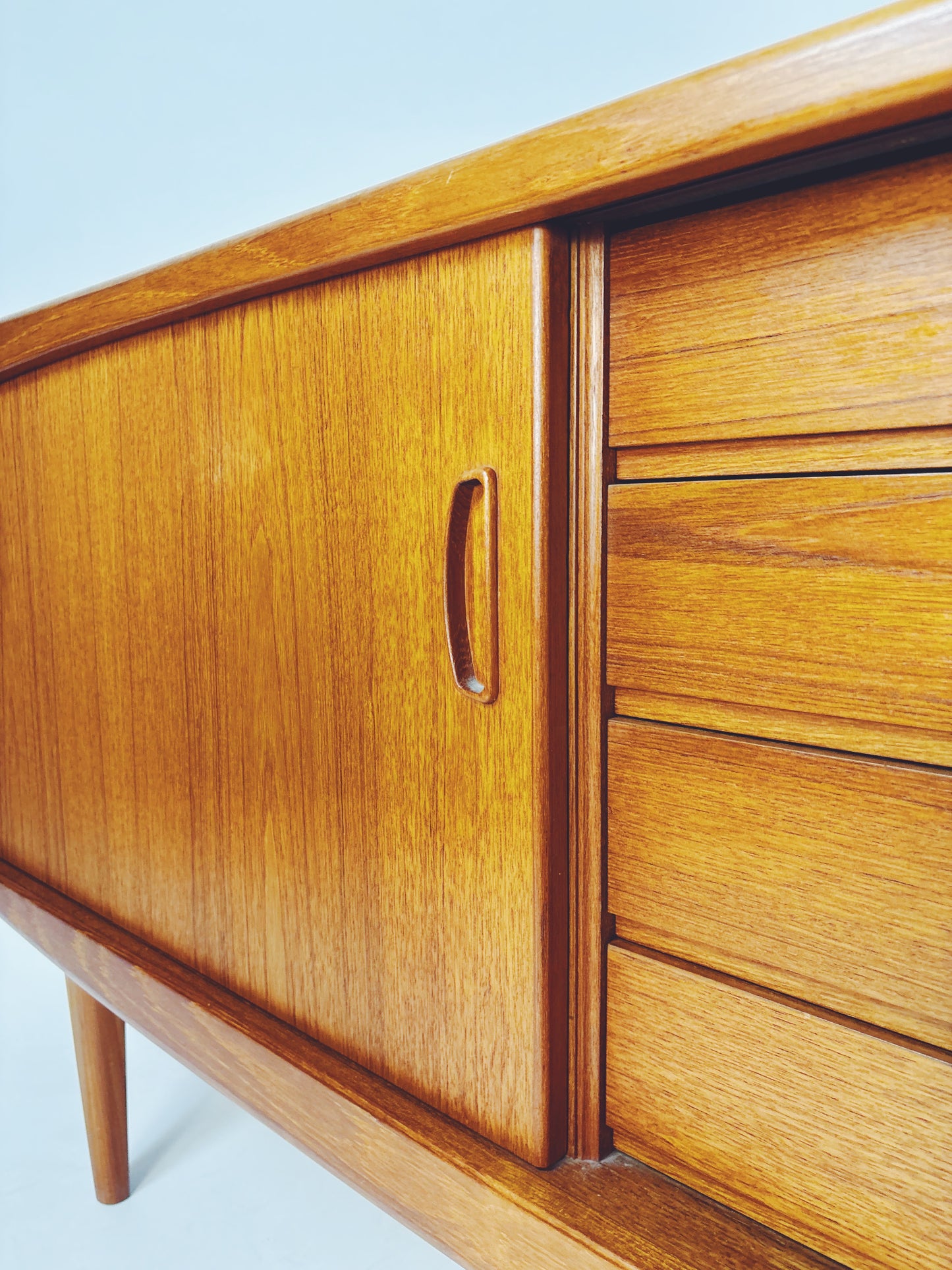 Sideboard Strobeck