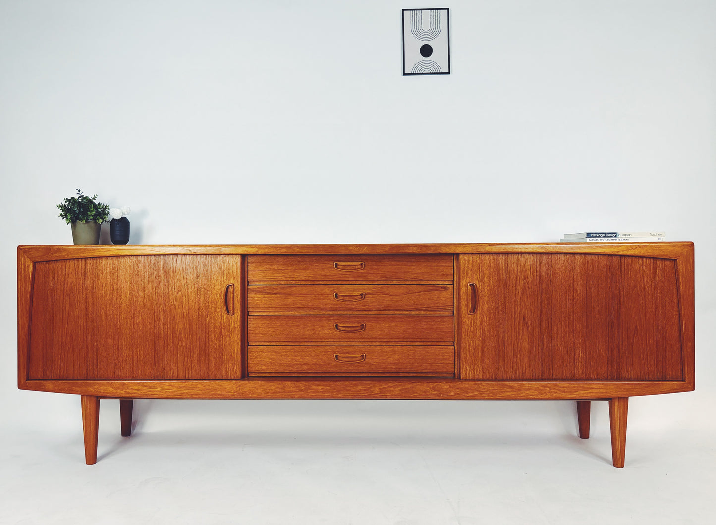 Sideboard Strobeck