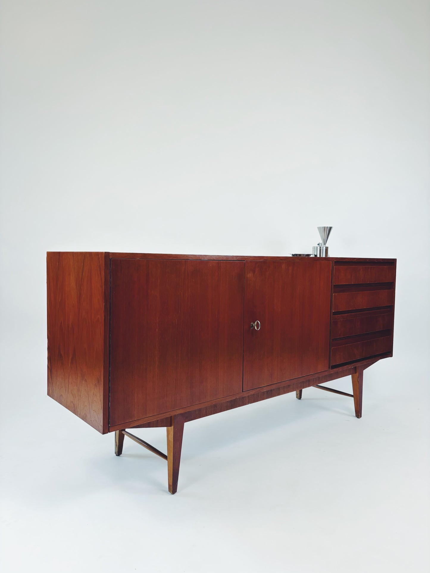 Sideboard Royal Board Sweden