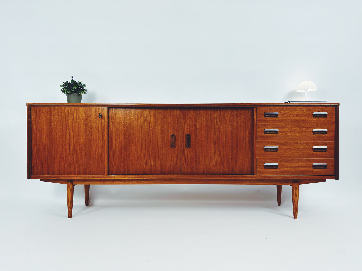 Sideboard IMHA