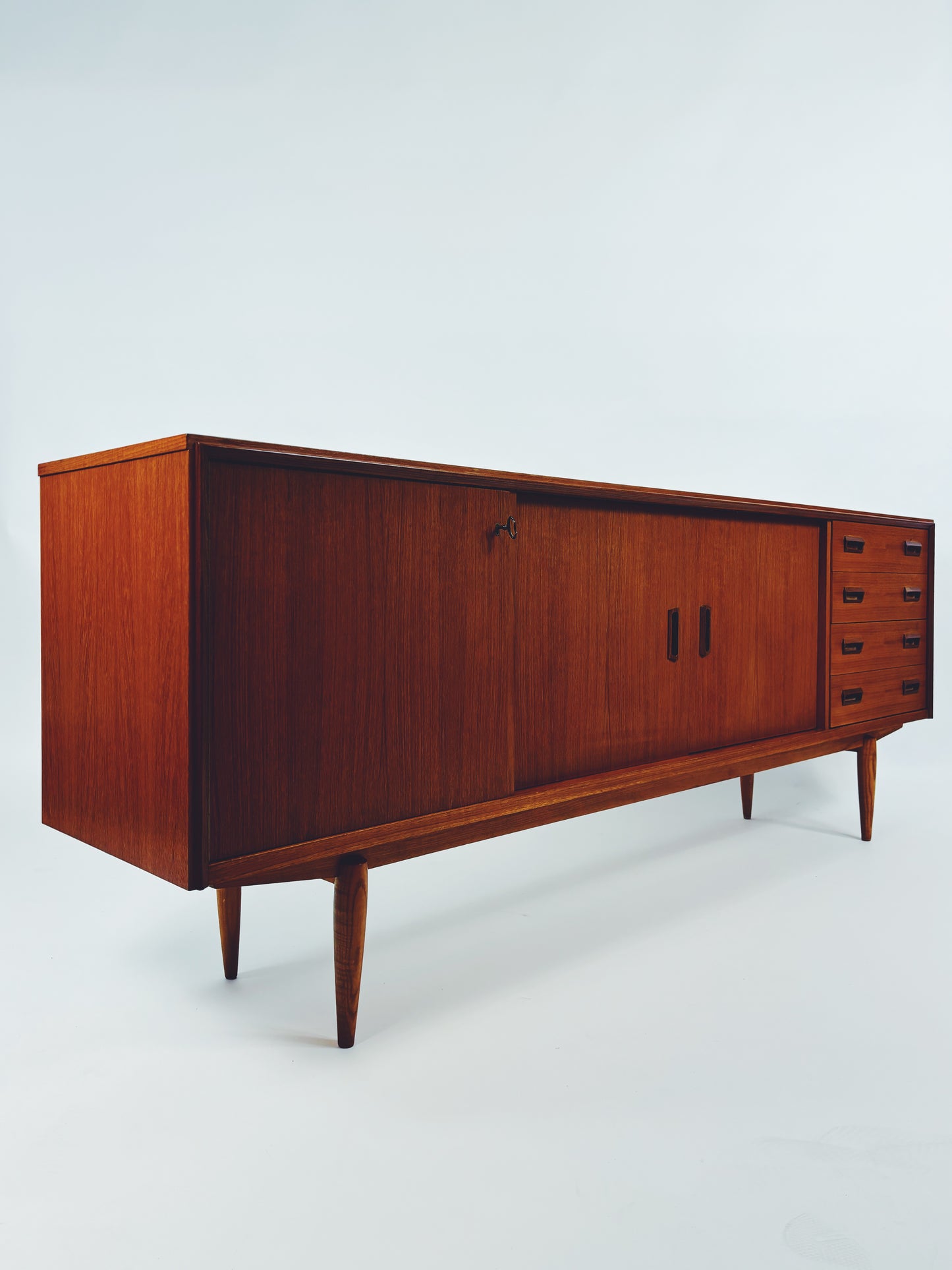 Sideboard IMHA