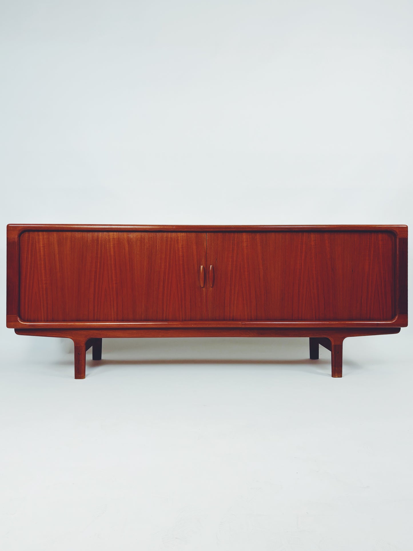 Sideboard Dyrlund