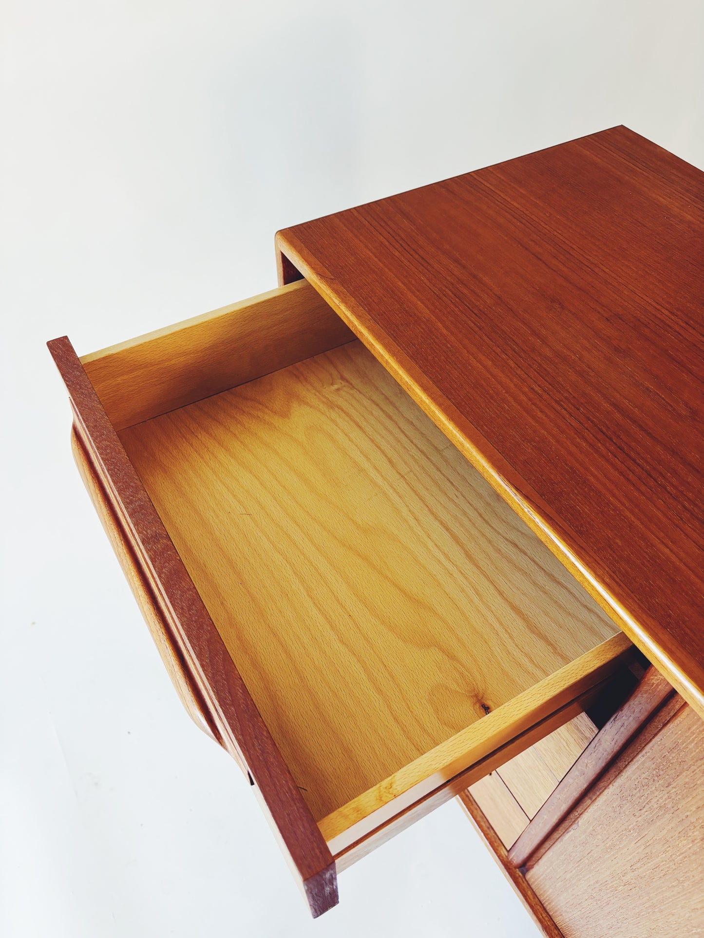 Sideboard Riestenpatt