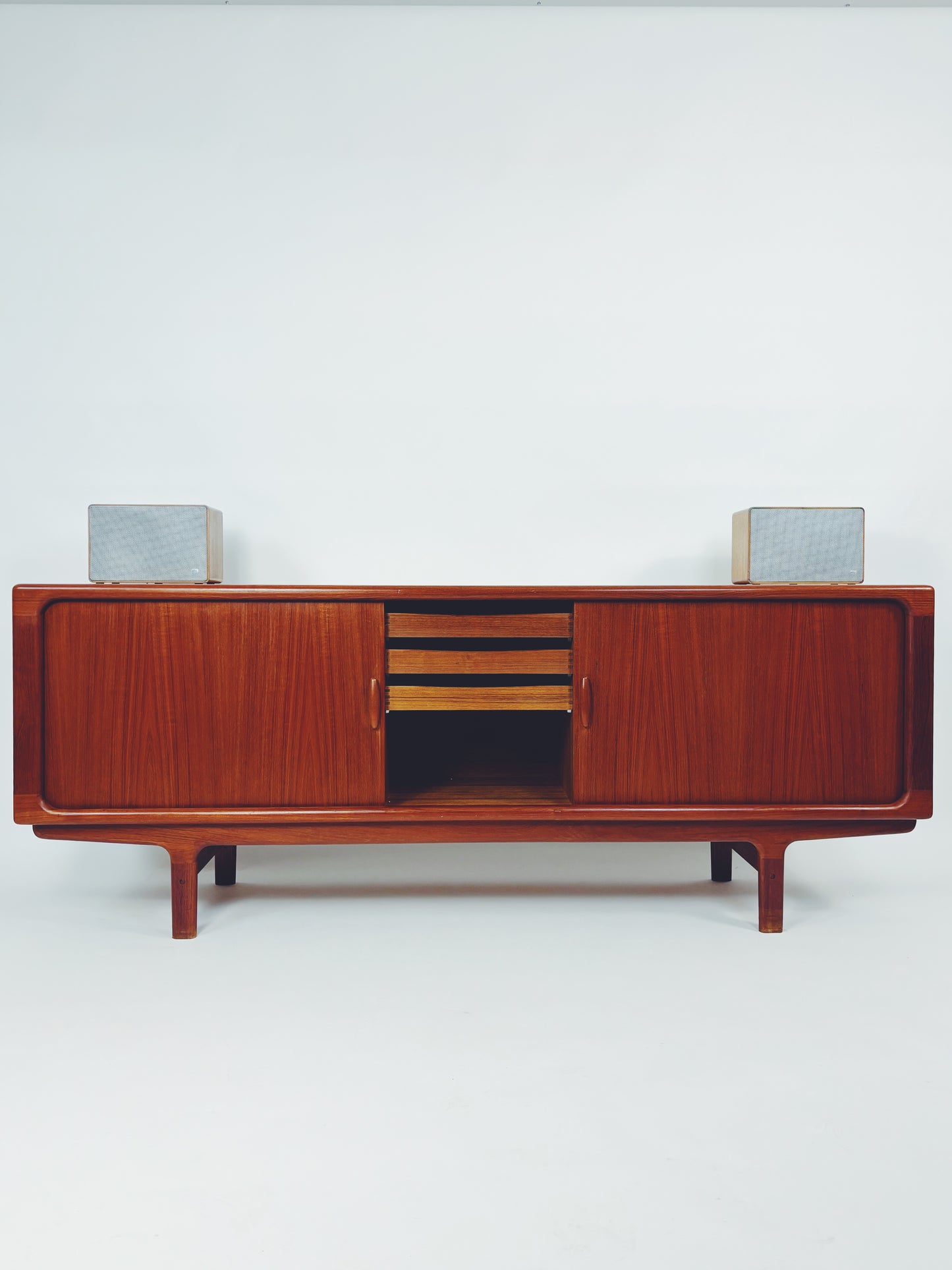 Sideboard Dyrlund